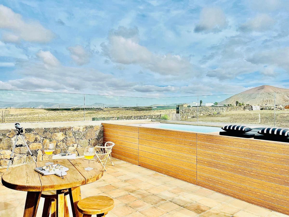 Canaryislandshost L The Sky Suites Tinajo Exterior foto